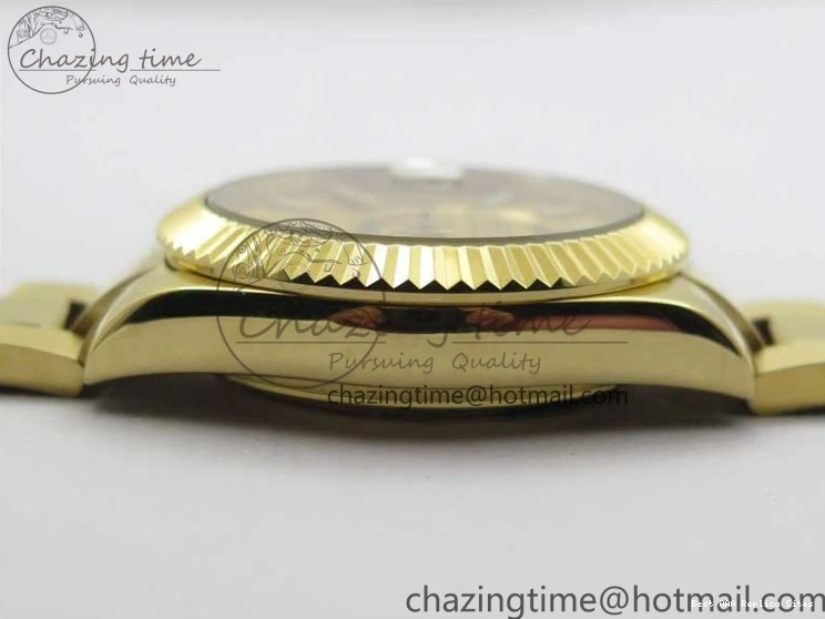 Best AAA Replica Sites YG 326934 Sky-Dweller YG on TravelReady Bracelet 2785 Dial A23J Gold AIF to 1217